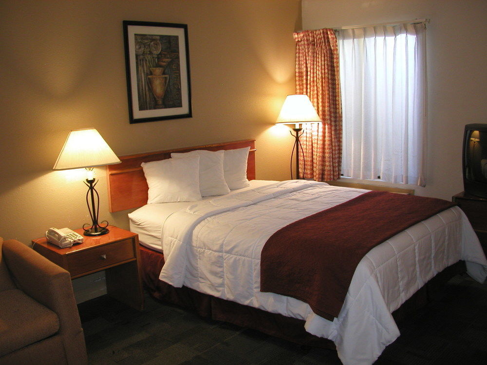 Portofino Beach Inn - Encinitas Exterior photo