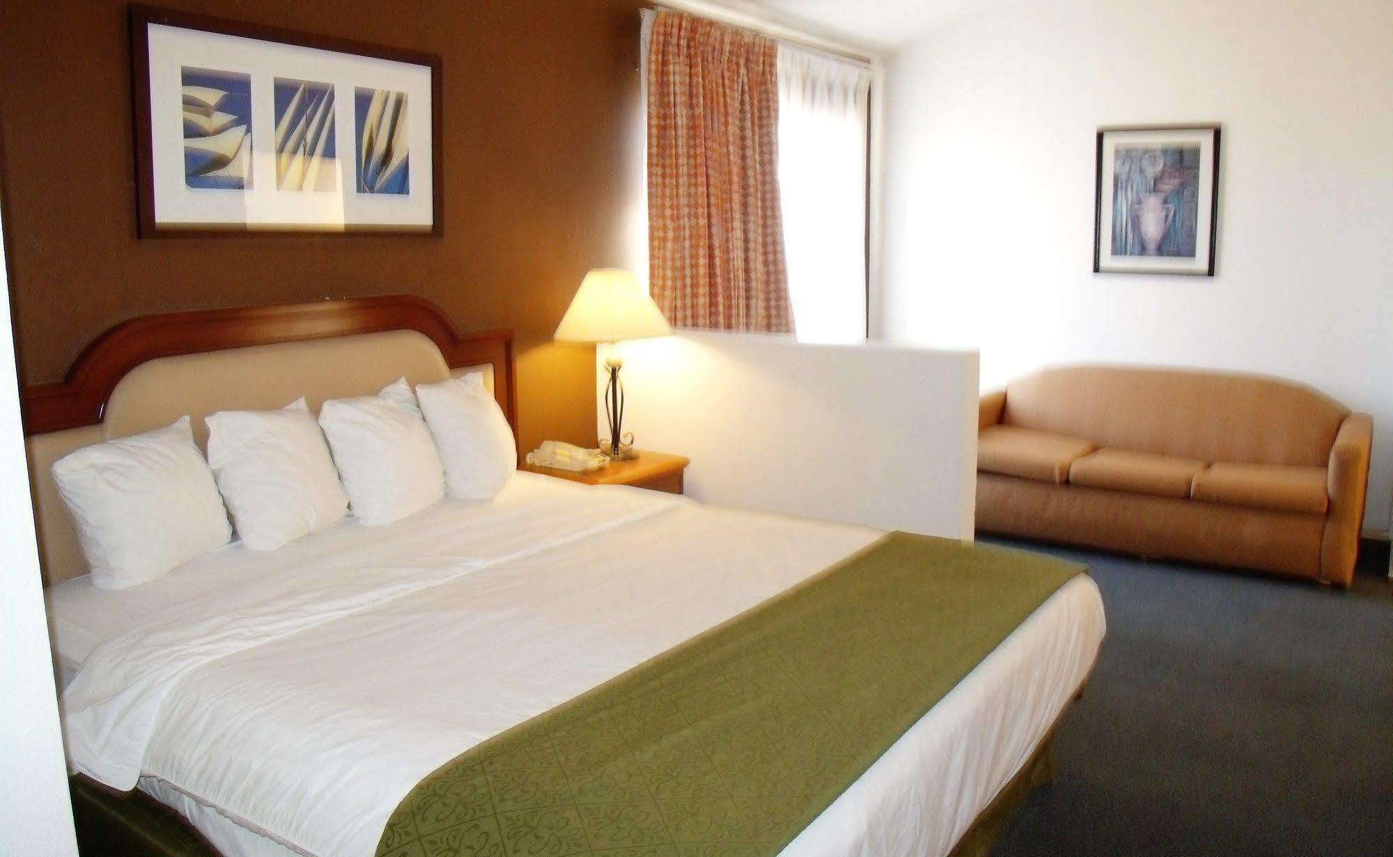 Portofino Beach Inn - Encinitas Exterior photo